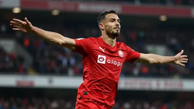 Paris Saint-Germain lost 1-0 to Lille OSC at the Pierre Mauroy Stadium on August 28, 2026, with Dilane Bakwa scoring the...