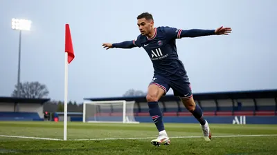 Paris Saint-Germain a mis fin à sa série noire en Ligue 1 en s'imposant 1-0 à Brest grâce à une réalisation précoce de...