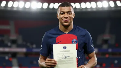 Paris Saint-Germain : Maghnes Akliouche prêt à signer